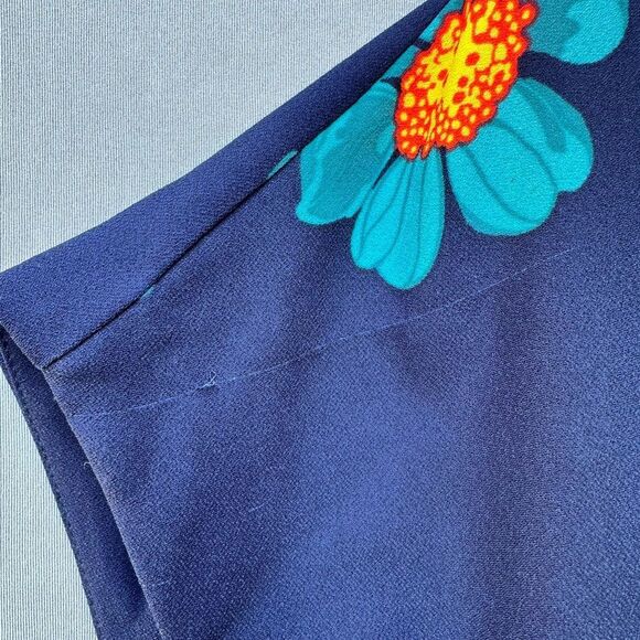 🎉5 for $45🎉 Banana Republic Dress Floral Print Size 12P - Picture 8 of 11